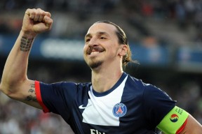 开云体育-国家德比与法老诅咒，当绿茵场成为文明冲突的现代剧场