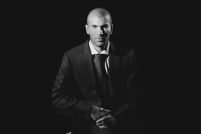 开云体育下载-梅西一脚油门，曼联一脚油门，世界在沙特完成交接