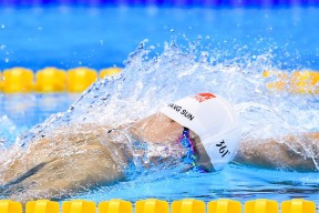 开云体育登录-阿劳霍的怒吼，当阿尔及利亚的意志掀翻白色巨舰