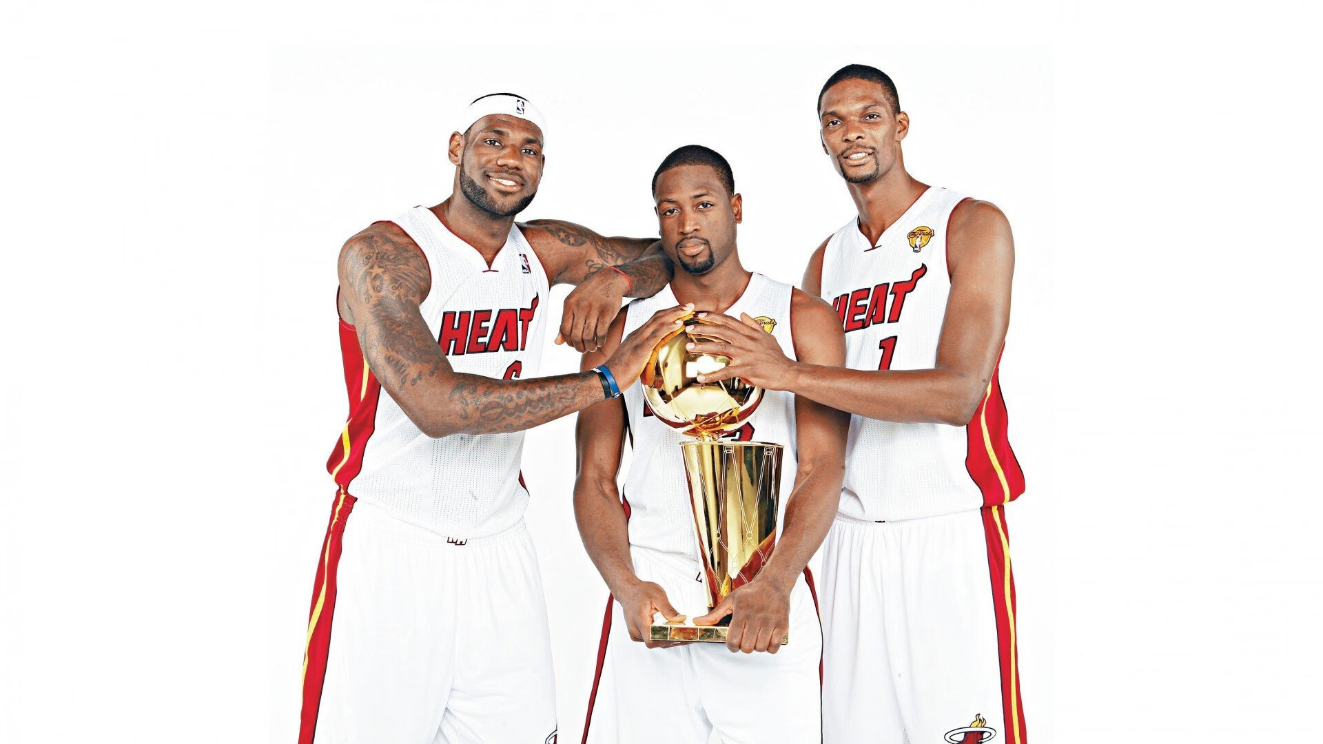 乔治一剑封喉，当个人英雄主义撕碎集体篮球的幻梦