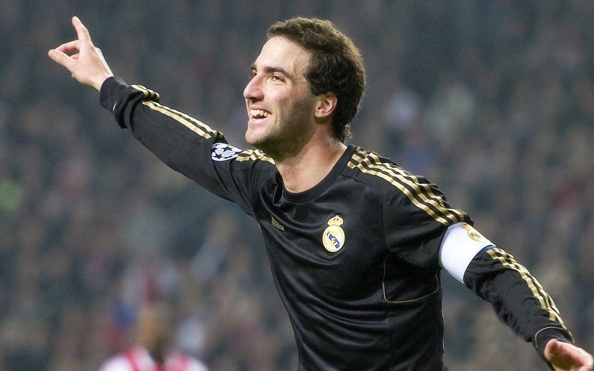 布雷默的刀锋与贝蒂斯的囚笼，当皇马在玫瑰园球场迷失